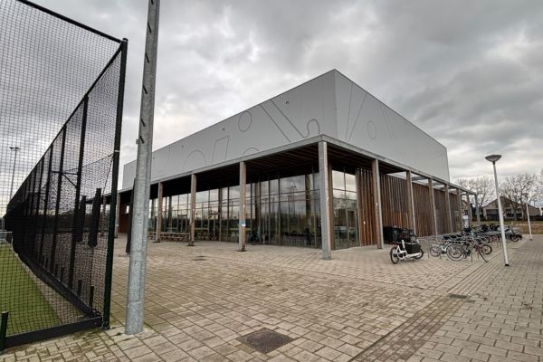 Muiden - Sporthal Sportfondsen Bredius